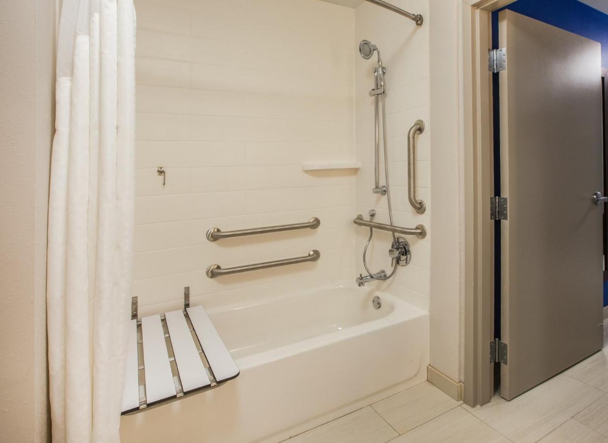 Holiday Inn Express - Cabot By Ihg Bagian luar foto